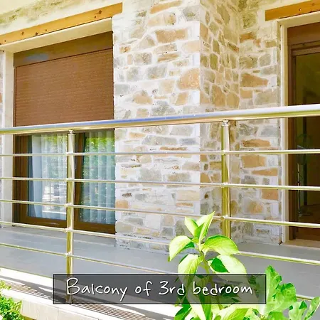 Traditional Private Case de vacanță Astris