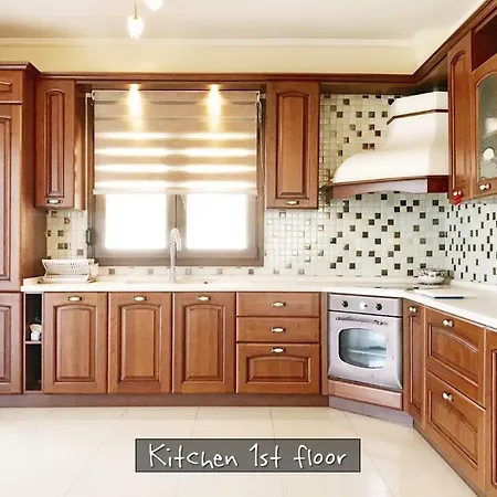 Traditional Private Case de vacanță Astris